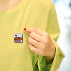 Pins Monstre Du Whisky -Animalière Décoration Magasin file 1223