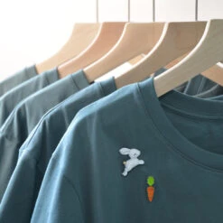 Pins Lapin Et Carotte -Animalière Décoration Magasin file 2529