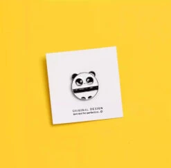 Pins Panda Rond
