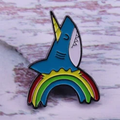 Pins Requin Licorne Arc En Ciel