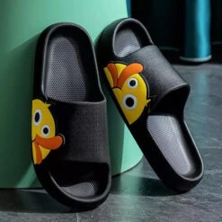 Claquettes Noires Canard Cartoon -Animalière Décoration Magasin file 5040