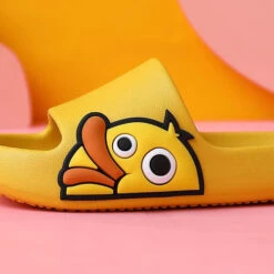 Claquettes Jaunes Canard Cartoon Enfant -Animalière Décoration Magasin file 5329
