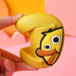 Claquettes Jaunes Canard Cartoon Enfant -Animalière Décoration Magasin file 5331